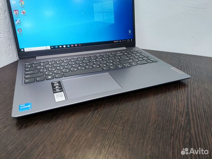 Lenovo 15.6 Core I3 4.1Ггц/озу 20/Full HD IPS/SSD