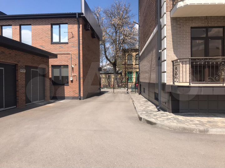 2-к. квартира, 62 м², 3/6 эт.