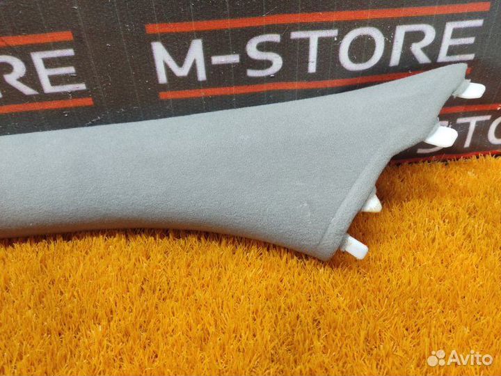 Обшивка стойки передняя левая Mercedes-Benz