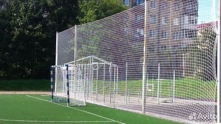 Сетка заградительная спортивная