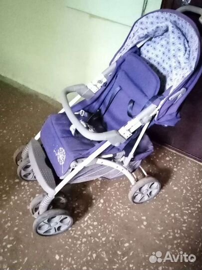 Прогулочная коляска