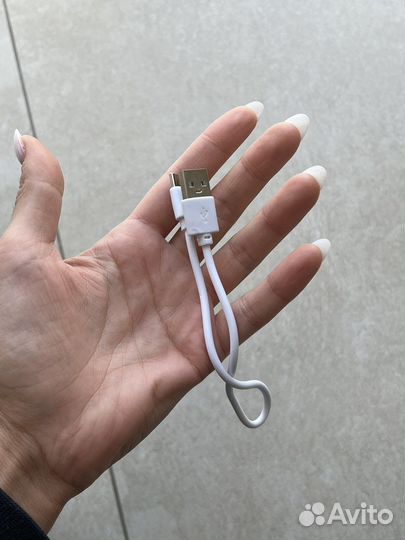 Беспроводная зарядка для iPhone пауэр банк