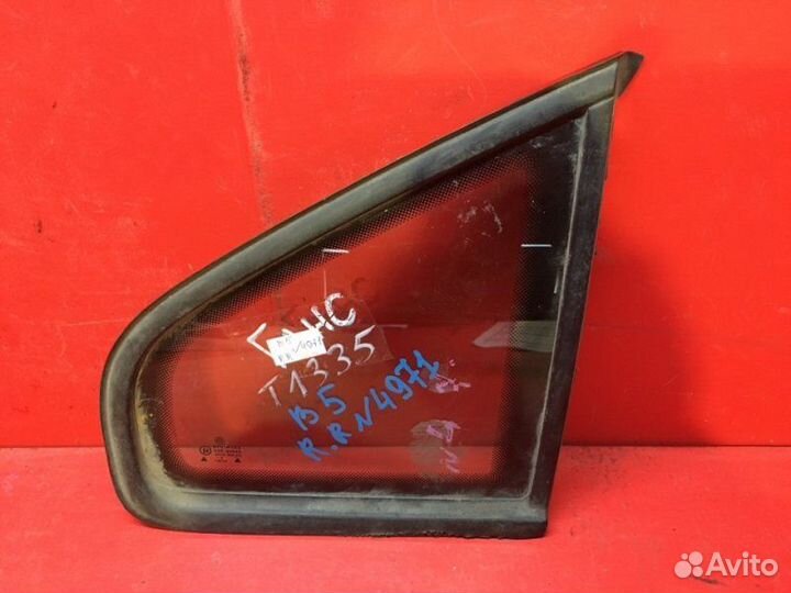 Форточка задняя правая Volkswagen Passat B5 2001