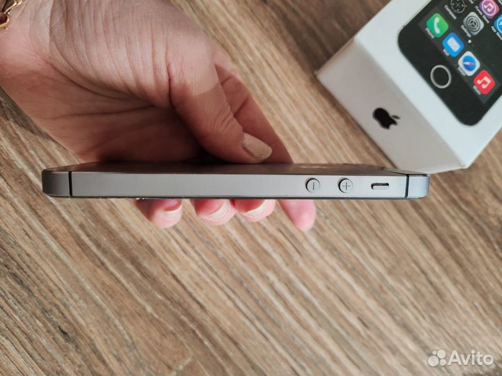 iPhone 5S, 64 ГБ