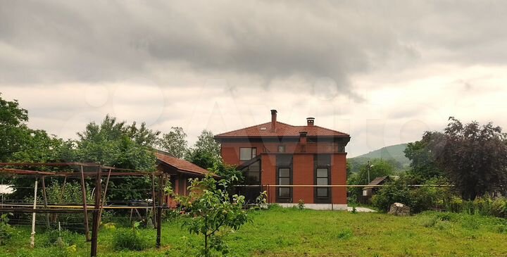 Дом 293 м² на участке 22 сот.