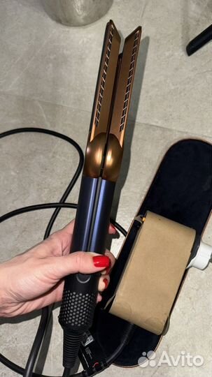 Dyson airstrait ht01