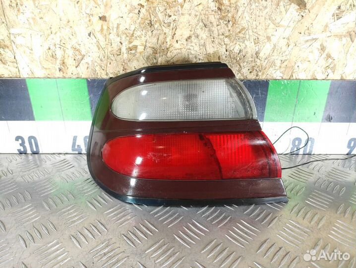 Фонарь задний левый Nissan Almera N15