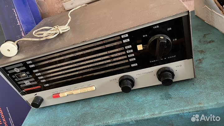 Продаю транзисторный радиоприемник для радиосетей