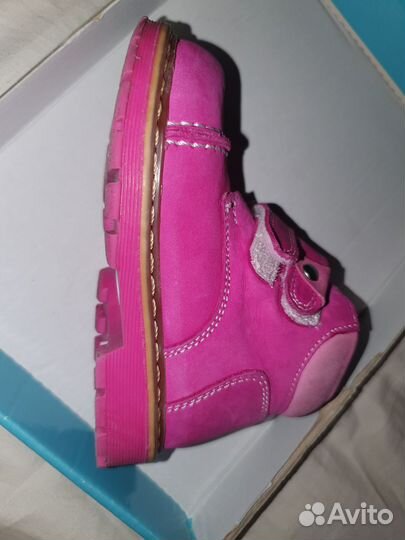 Ботинки демисезонные для девочки 20