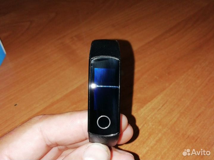 Фитнес браслет