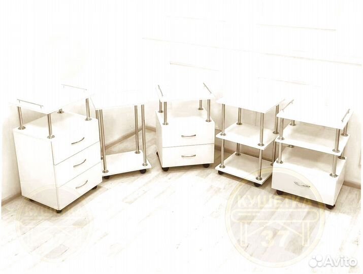 Тележка косметологическая