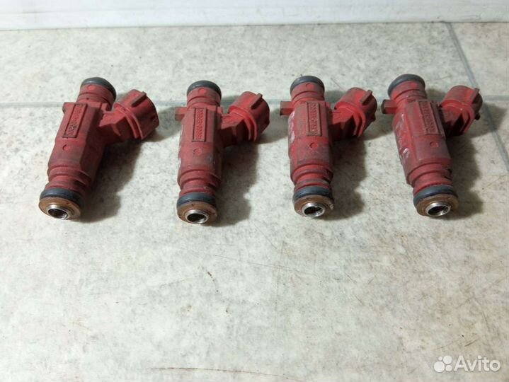 Форсунка Nissan Almera N16 0280155940