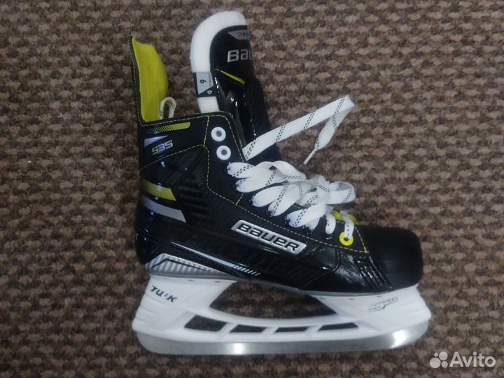 Коньки хоккейные Bauer supreme s35 размер 39.5