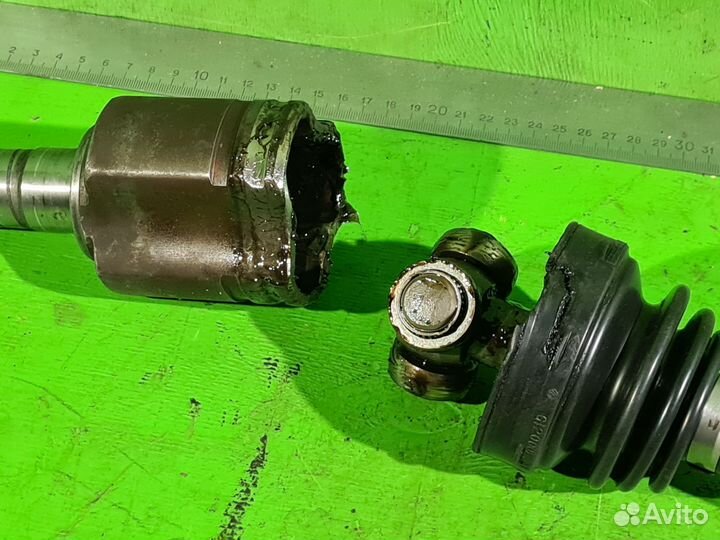 Полуось передняя правая Infiniti FX (S50) 2005