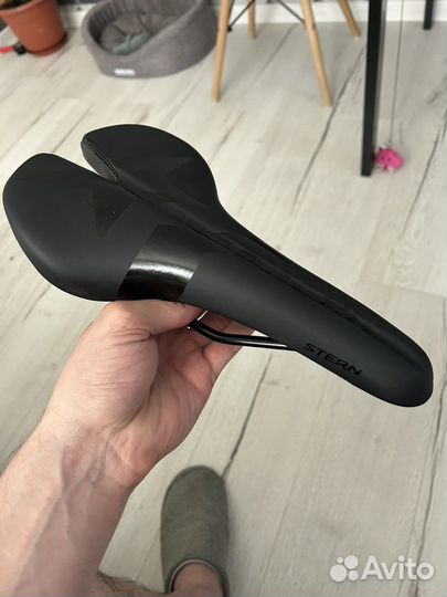 Седло для велосипеда Stern Motion 1