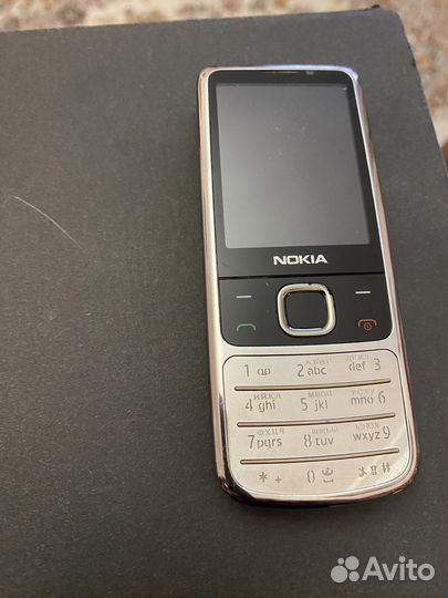 Телефон Nokia 6700
