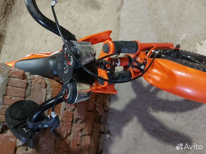 Ведосипед - мотоцикл