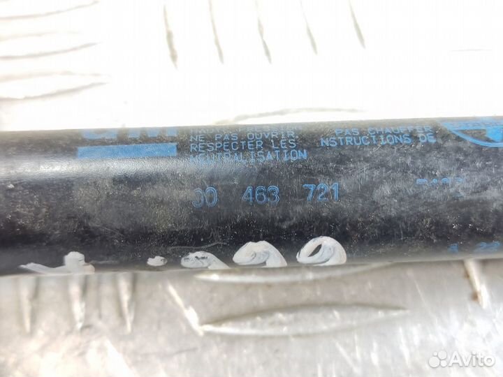 Амортизатор капота Opel Vectra B