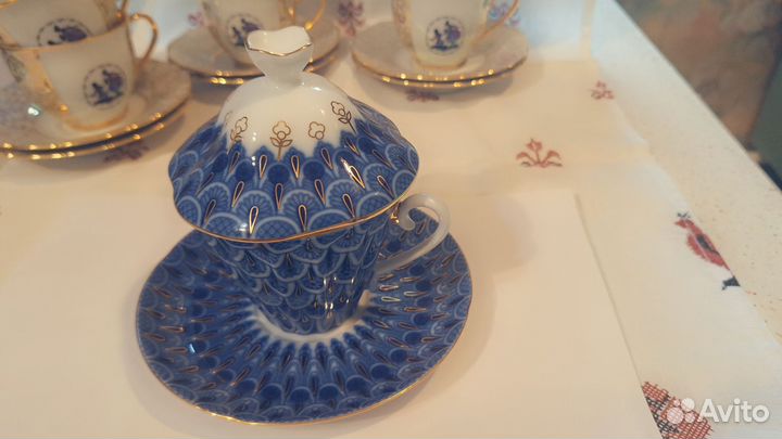 Чашка с блюдцем и крышкойлфз