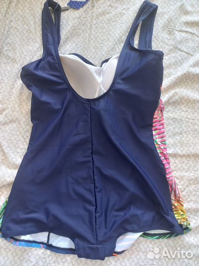 Продам новый купальник 58р