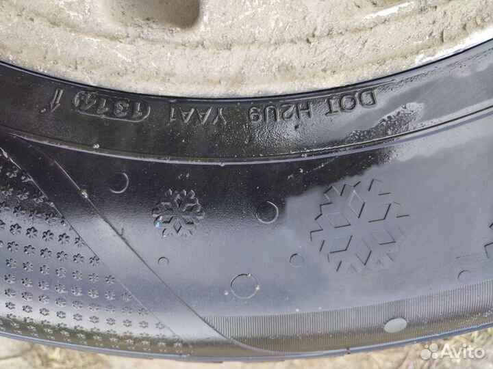 Kumho I'Zen RV Stud KC16 275/65 R17