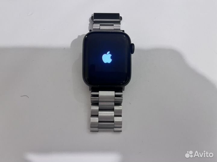 Apple Watch SE 2020 Nike 40mm