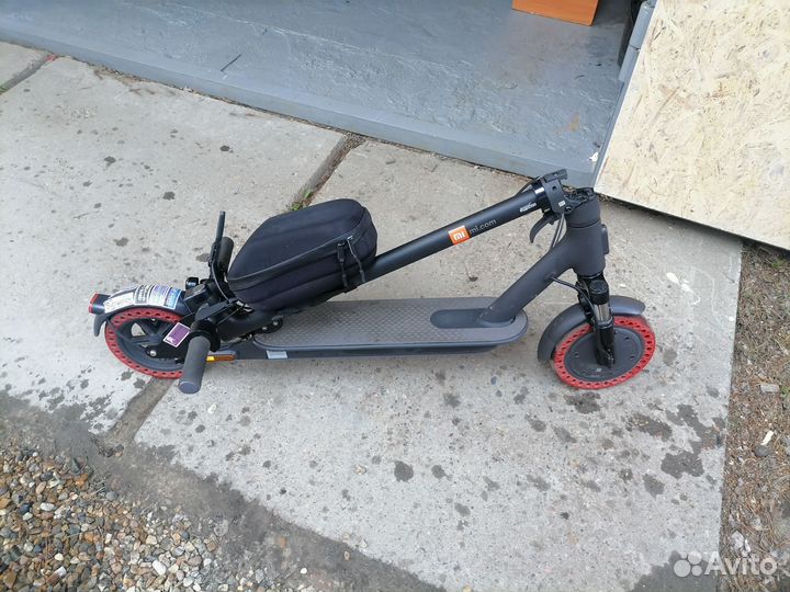 Электросамокат xiaomi m365