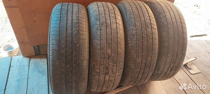 Yokohama E70B 215/60 R16