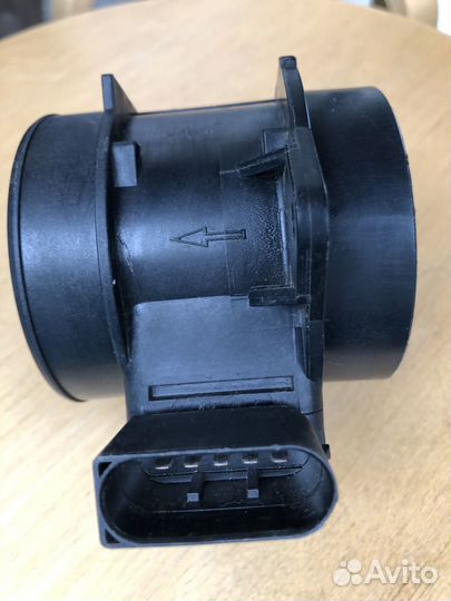 Продаю датчик массового расхода воздуха