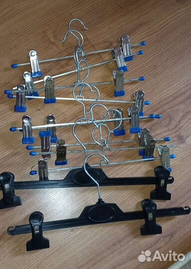 Вешалка для детской и взрослой одежды