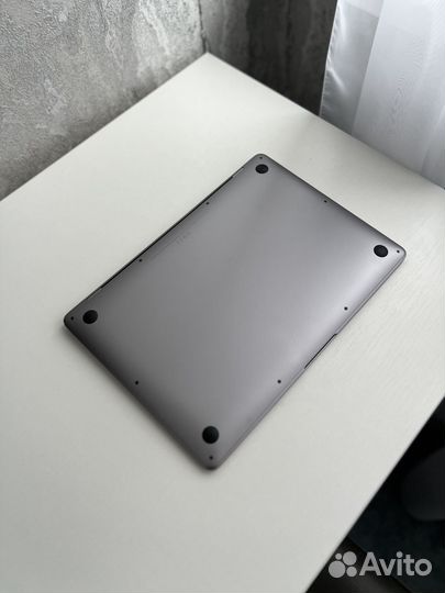 Apple MacBook Air 13 2020
