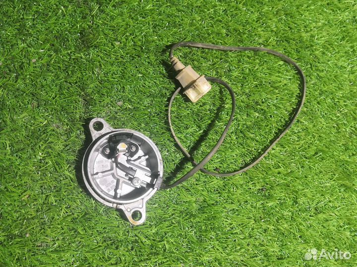 Датчик положения распредвала Volvo s40 1