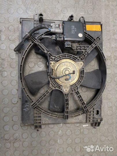 Вентилятор радиатора Mitsubishi Outlander, 2004