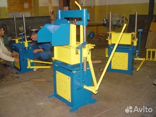 Вибропресс для производства блоков