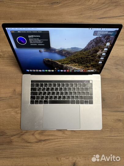 Macbook pro 15 2016 i7 16gb touchbar
