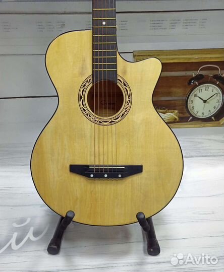 Гитара акустическая гитара