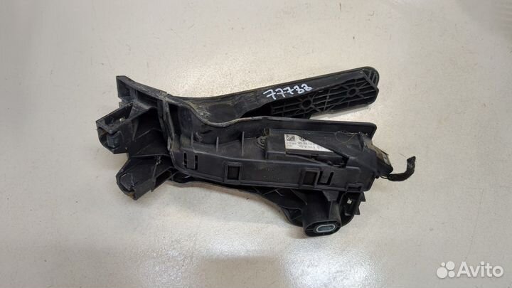 Педаль газа Volkswagen Caddy, 2006