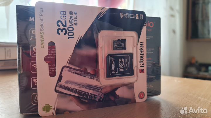 Видеорегистратор Mio MiVue J60 GPS + карта памяти