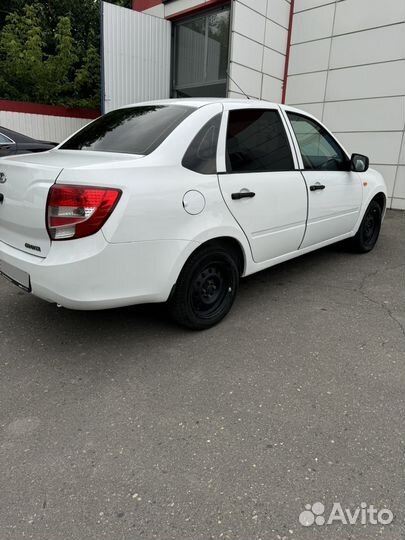 LADA Granta 1.6 МТ, 2014, 98 108 км