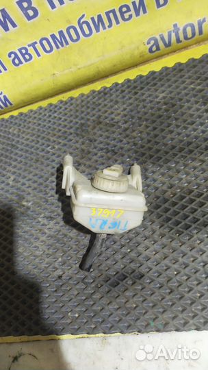 Бачок тормозной жидкости Opel Tigra