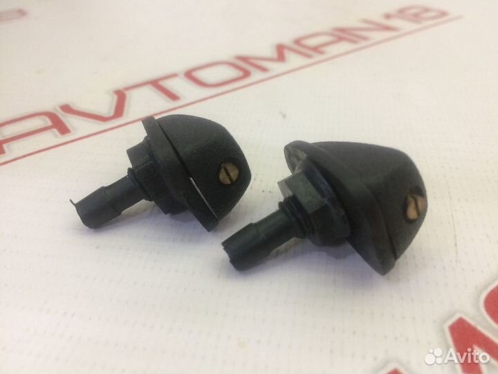 Жиклер (форсунка) омывателя веерная универсальная