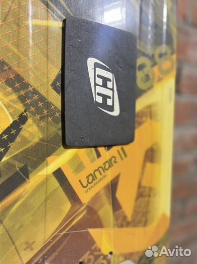 Сноуборд с крепленьями