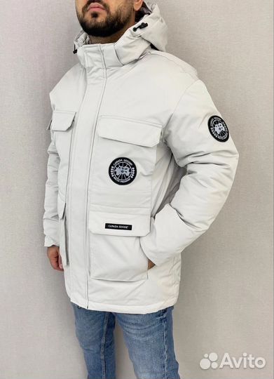 Зимняя куртка Canada goose