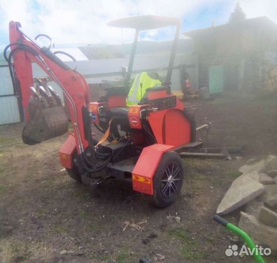 Мини экскаватор