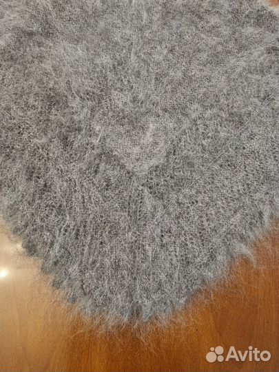 Пуховый платок шаль