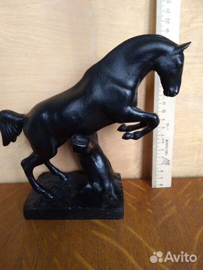 Конь в прыжке. Чугун Касли