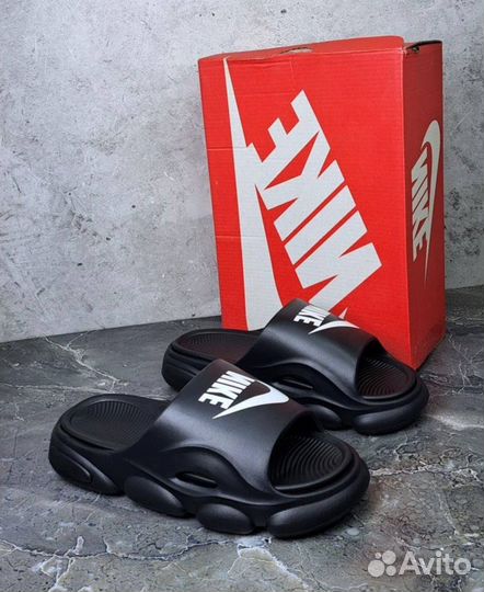 Шлепанцы Nike
