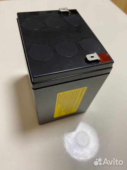 CSB Батарея HR1227W (12V 7,5Ah F2)