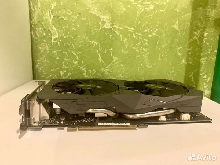 Видеокарта Asus Strix GTX1050 2G Gaming