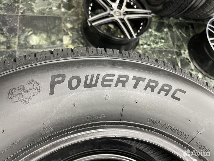 Powertrac Snowtour 205/70 R15 96T